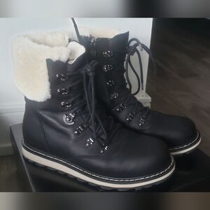 Royal Canadian Women's Black Winter Boots